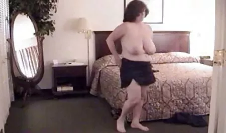 GF و ممارسة الجنس مع شخص ما مقاطع فيديو سكس بالعربي