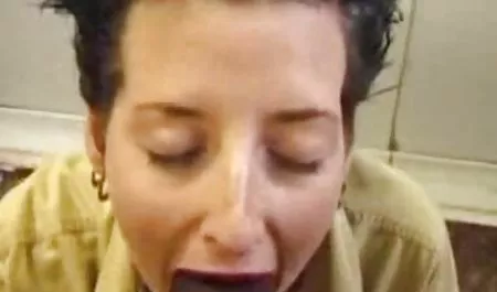 مشاهدة الفيديو الحمار مقاطع فيديو سكس باللغه العربيه دسار
