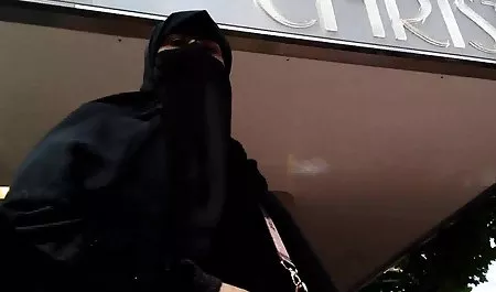 أسود اللون البني يدل على فرجها مقاطع سكس عربيه قصيره