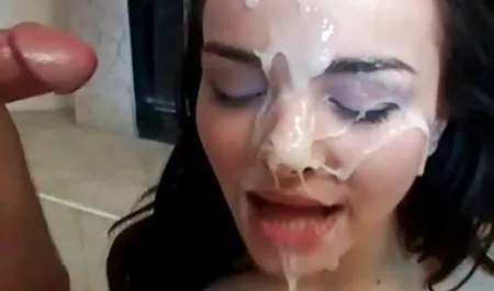 الساخنة شقراء يحصل على مقاطع نيج عربي الشرج