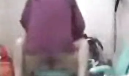 نحن نأكل مقاطع فديو سكسي عربي يوم السبت